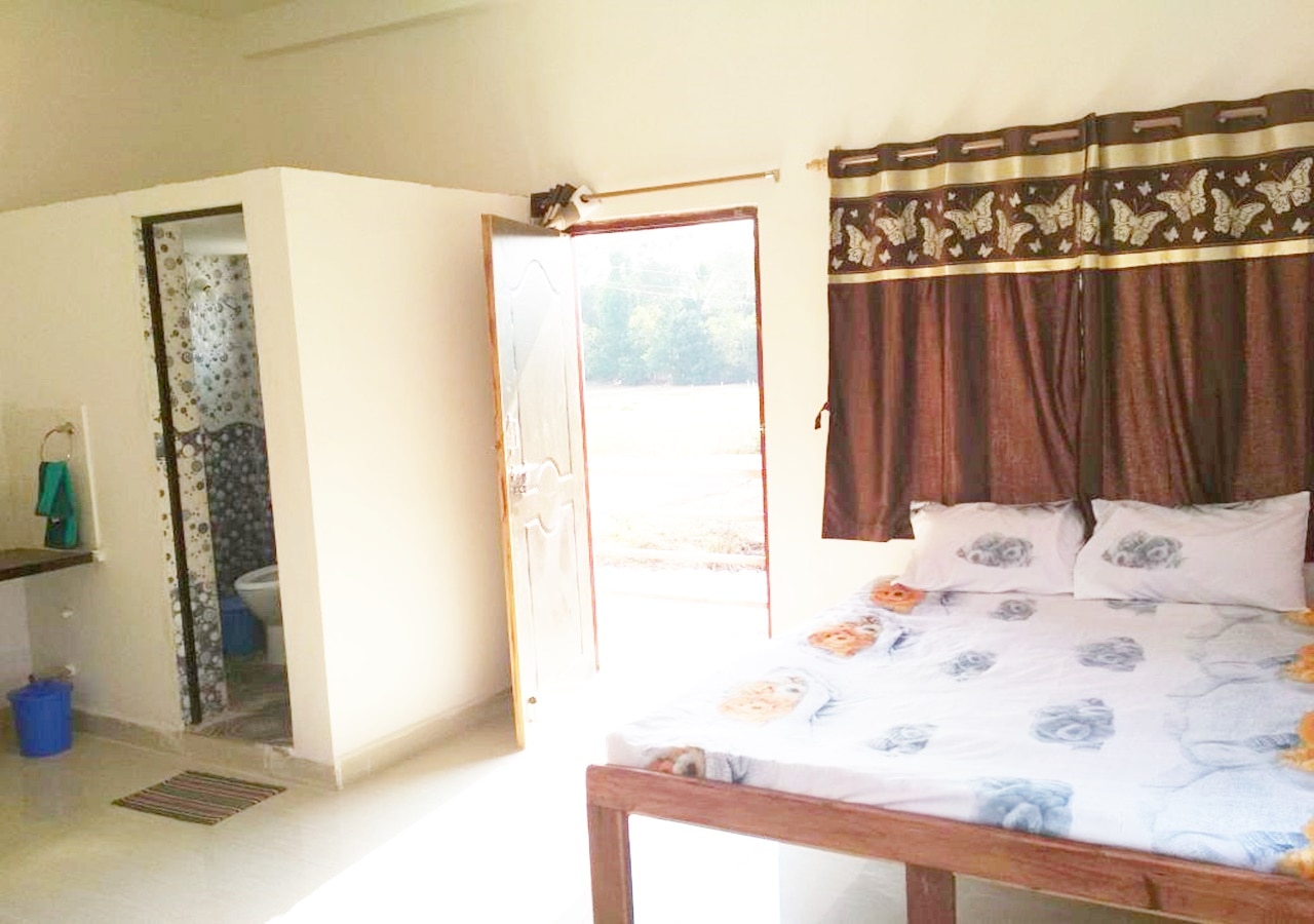 Farmers Corner Guest House, Aronda (Near Arambol) - Tap to explore photos