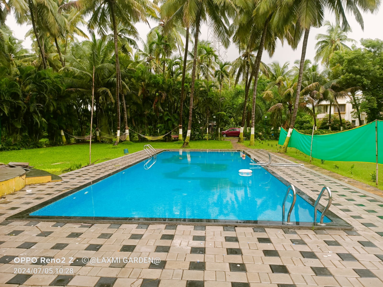 Laxmi Garden Beach Resort | Rooms & Caretaker - Tap to explore photos