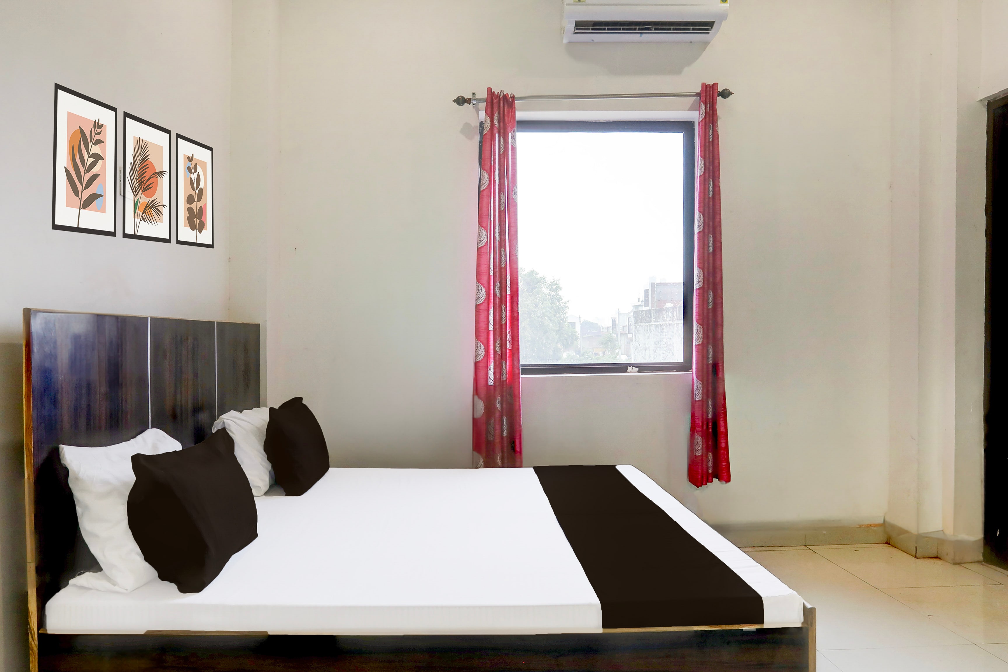 Hotel O NH-34 - Tap to explore photos