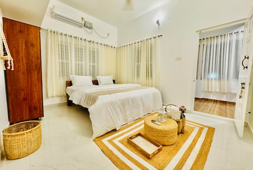 Delta view Beach stay