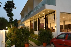 Golden Pearl Resort By Gemstone Hospitality, Alibaug