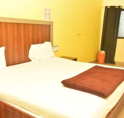 AC Deluxe Room