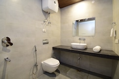 Kainchi Divine Stays ( Temple View - 200m From Temple ), Bhowali