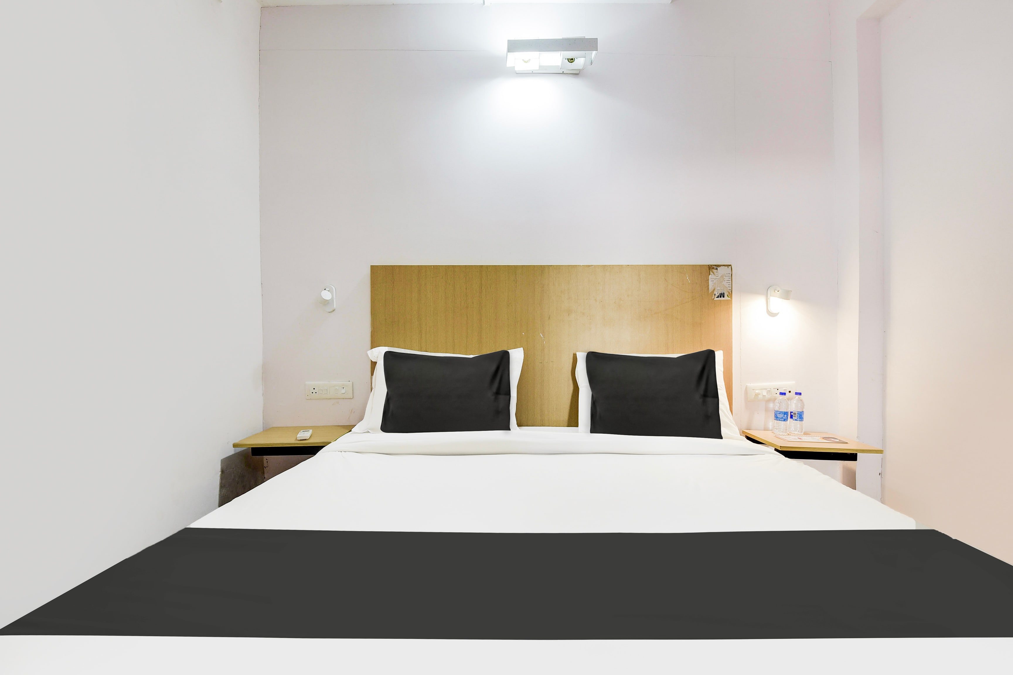 Hotel O CANDOLIM HOME STAY - Tap to explore photos