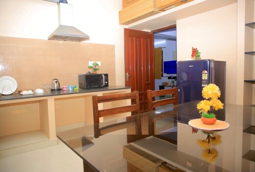 MP Villa - 1 Bedroom Flat with Fully Furnished