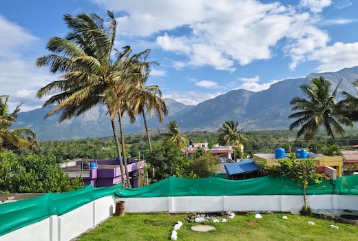 Alappat Lodge