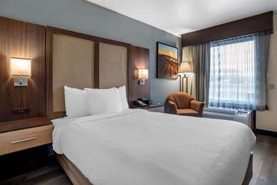 Best Western Salisbury Plaza - Tap to explore photos