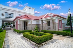 Unique Holiday Resort, Lataguri