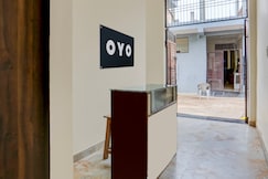 OYO Blue Leaf Hotel, Bhind