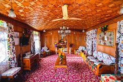 House Boat Moon Valley, Srinagar