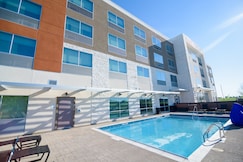 Holiday Inn Express & Suites McKinney - Frisco East, Collin