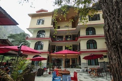 The Rainbow Inn and Cafe, Kasol