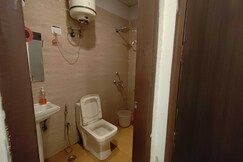 Hotel O by OYO Happy Home Residency, Noida