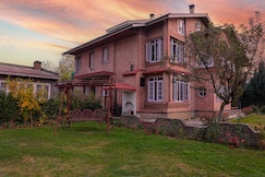 SaffronStays Sun Villa, Srinagar