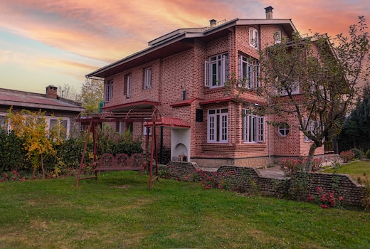 SaffronStays Sun Villa