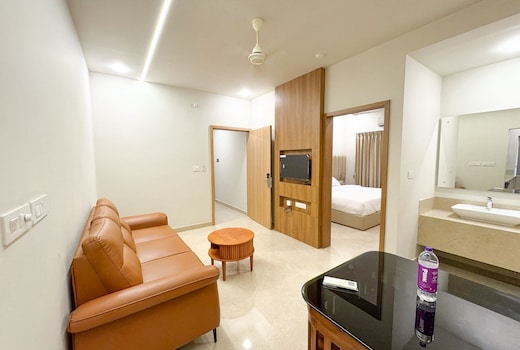 Mabbit Suites next to Meithra Hospital