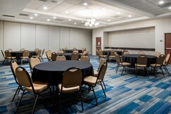 Holiday Inn Express Ontario, Tecate