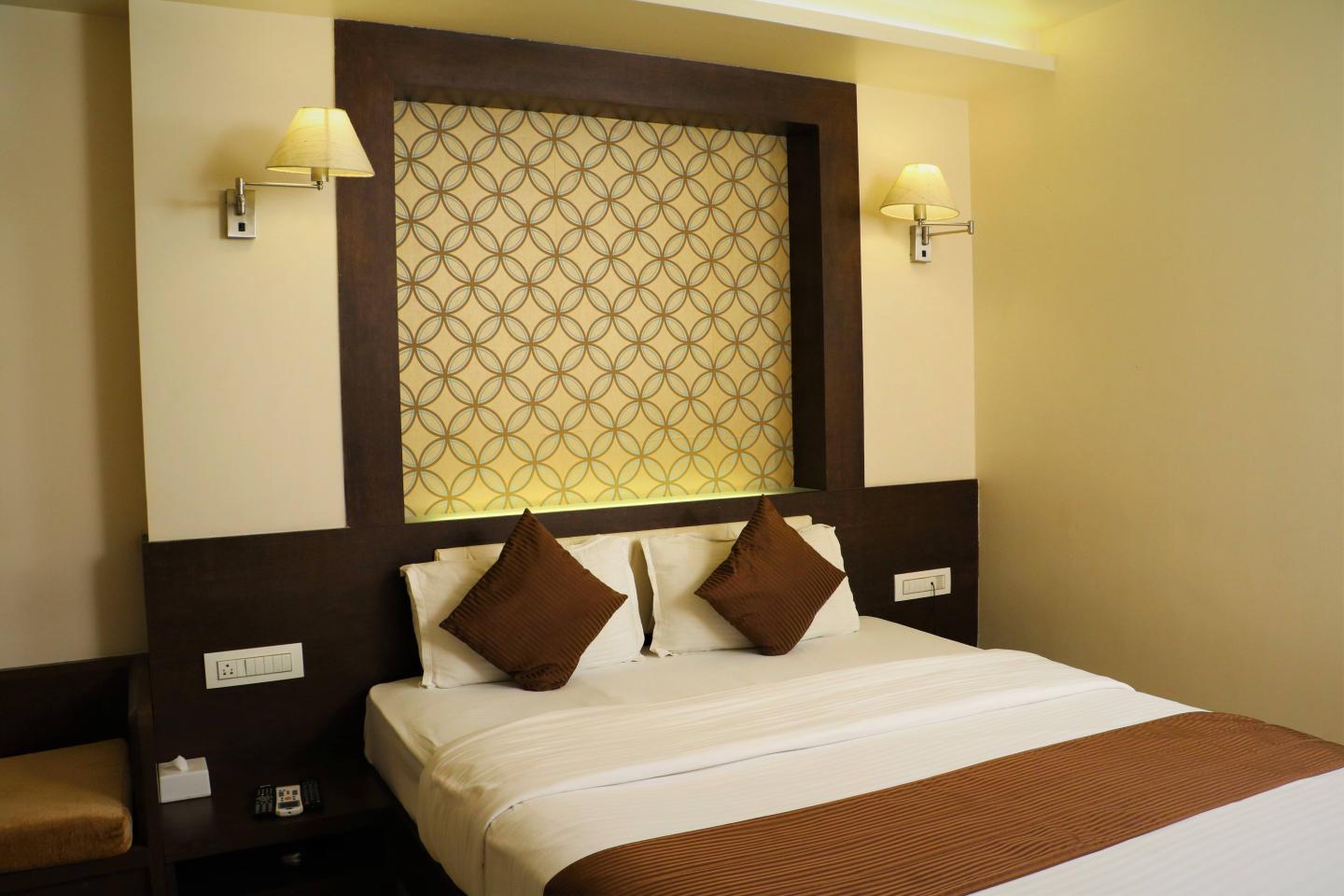 Hotel Sai Residency - Tap to explore photos