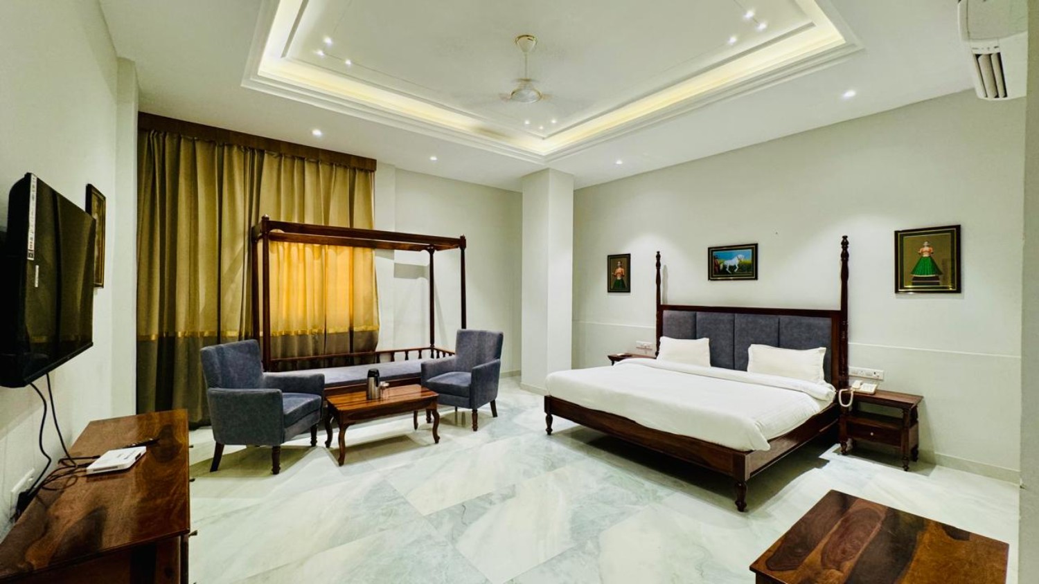 Hotel Sagar haveli Bikaner - Tap to explore photos