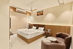 IKOR PARADISE, Aligarh