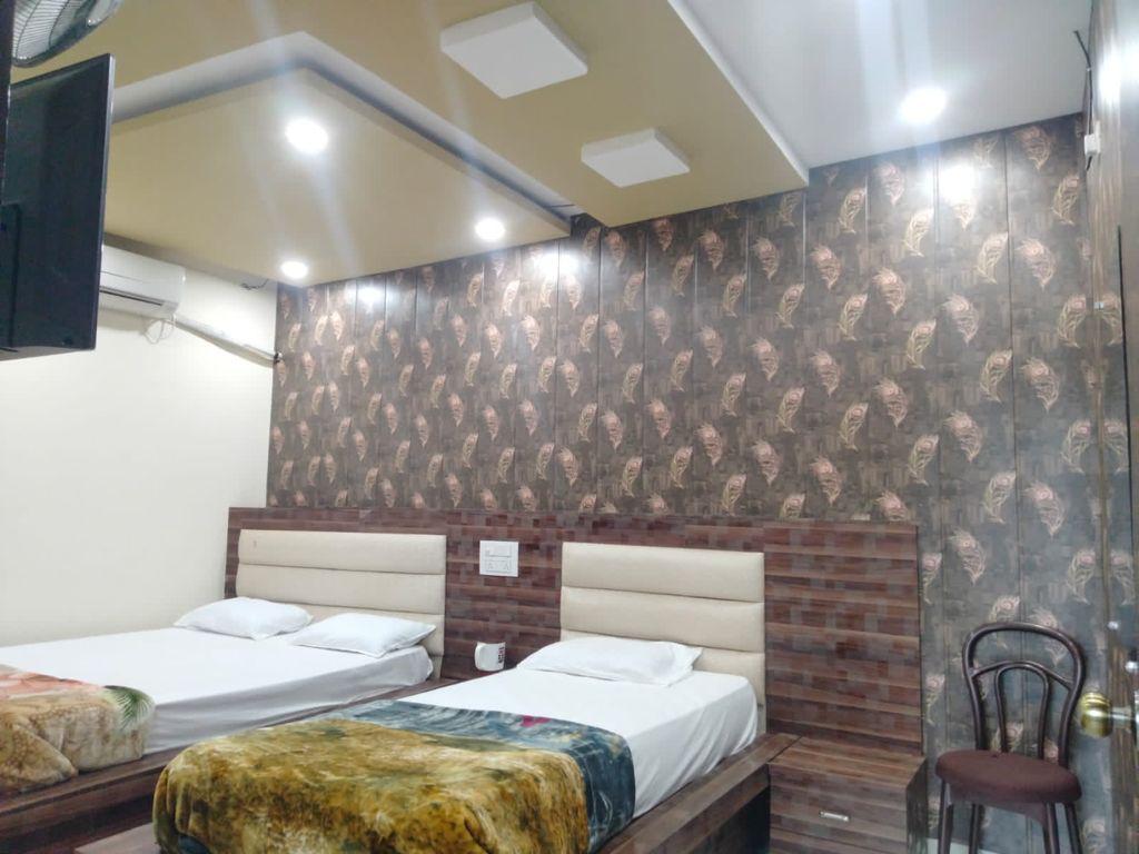 Hotel Sinha Residency - Tap to explore photos