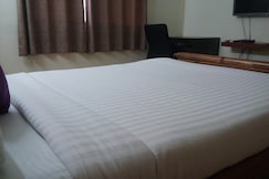 Syening Associates Apartment | Rooms & Caretaker, Chennai