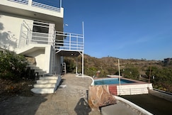 Varda valley farm stay, near bahubali hills, Udaipur
