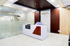 Hotel O Divine Inn, Noida