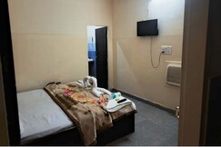 Hotel Green Valley, Agra