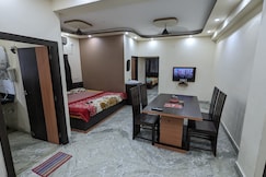 Large 2BHK PR Service Apartments 10 mins from Golpark/Gariahat, Kolkata