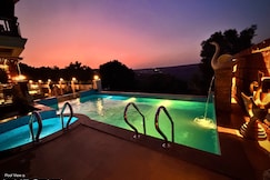 Iconic Villa, Mahabaleshwar