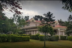 HOTEL ELL BEE LAWN, Pachmarhi