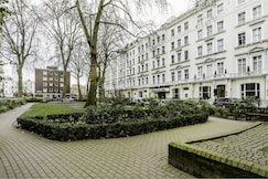 Tudor Court Hotel,  London