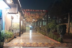 Hotel The Zarang Paradise, Lucknow