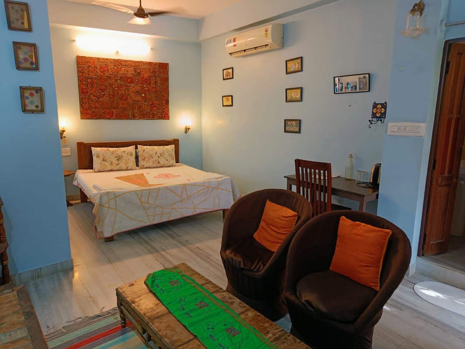 Durag Niwas Guesthouse - Tap to explore photos