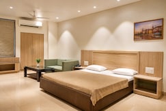 Hotel Bagla Atithi 5 Min Walk To Kashi Vishwanath Temple Gate No. 4, Varanasi