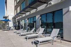 Holiday Inn Express & Suites Phoenix North - Happy Valley, Phoenix