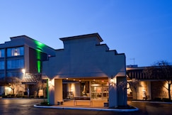 Holiday Inn Cleveland-Mayfield, an IHG Hotel, Geauga