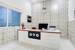 Hotel O The Max inn, Greater Noida