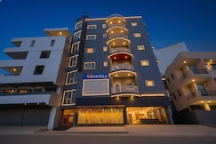 Via Royale 49, Noida