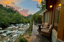 Pumpkin Stays Boutique Cottages And Tree House, Jibhi