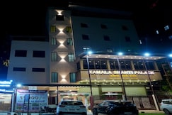 Kamala Shanti Palace, Solapur