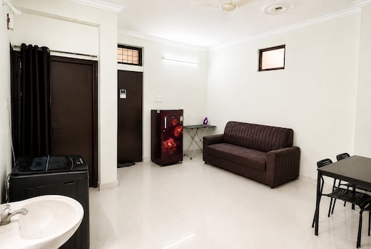 3BHK Apartment Two AC Bedrooms By Dumzy