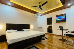 Royal excellency inn, Satna