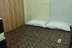 Cozy Ac Double Lemon Room Mumbai Nr Metro Stations, Mumbai