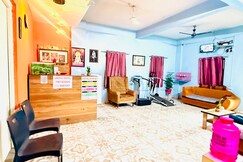 Hotel Sairaj Lodge, Ghod