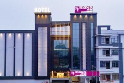 Clubhouse Hotel Raaj by CheckIn - Tajnagri, Agra, Agra