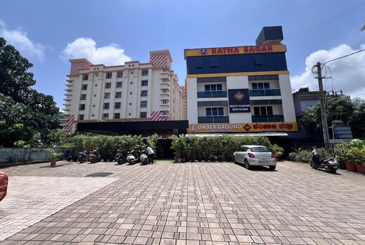 Ratna Sagar Service Apartment.