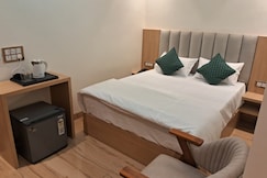 Hotel Immense Plaza, Faridabad