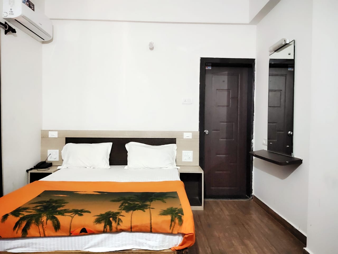 Kanta Homestay - Tap to explore photos